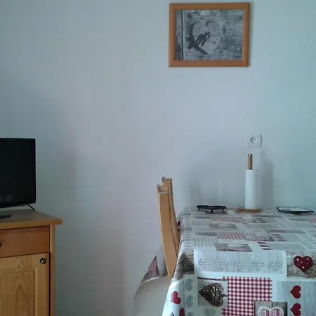 Vos A Montrond Albiez-Montrond